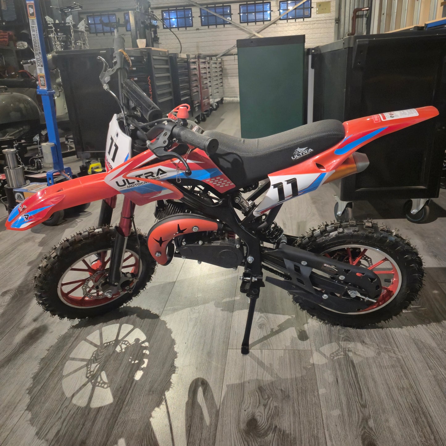 Ultramotorcross Kinder-Crosser 49CC 2-Takt mit Seilzugstarter – Neu im Karton